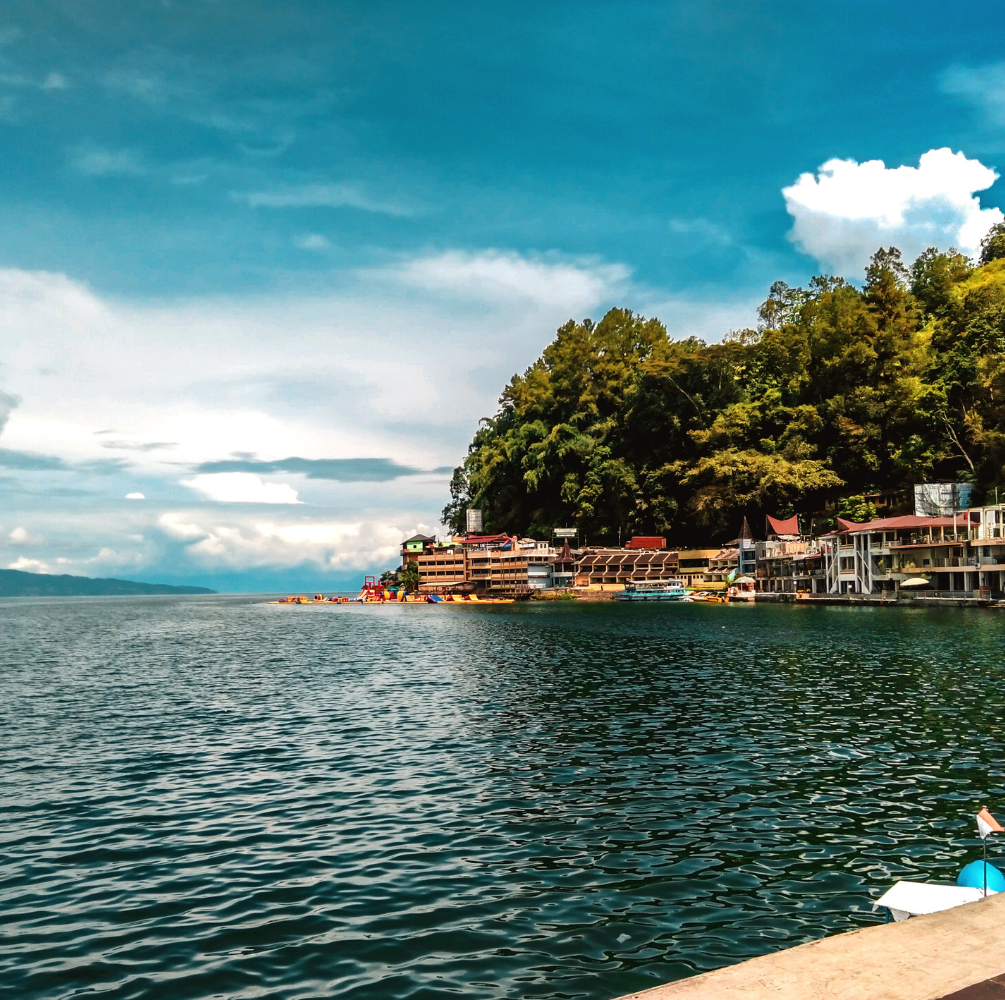 PAKET WISATA DANAU TOBA SAMOSIR MEDAN