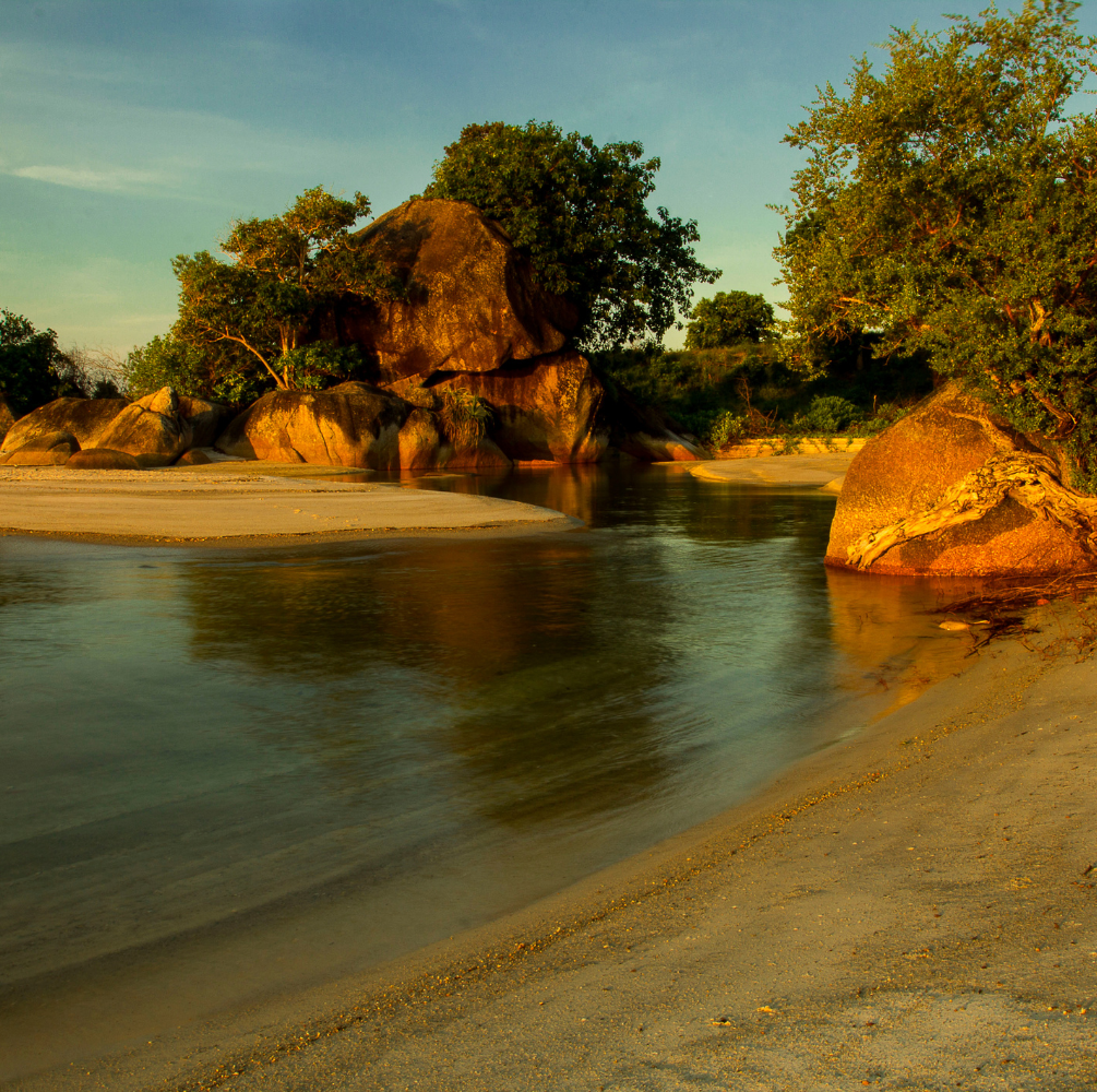 PAKET WISATA PENYENGAT ISLAND