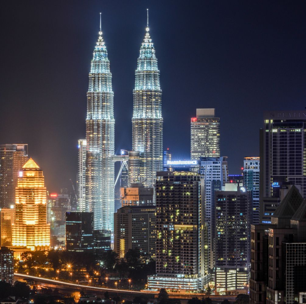 PAKET WISATA TOUR 3 NEGARA 7D SINGAPORE – MALAYSIA – THAILAND