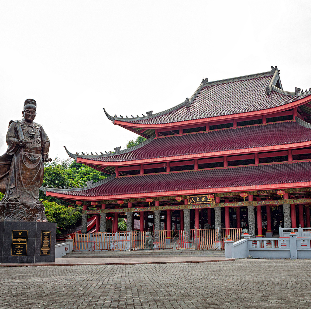 PAKET WISATA LENGKAP SEMARANG