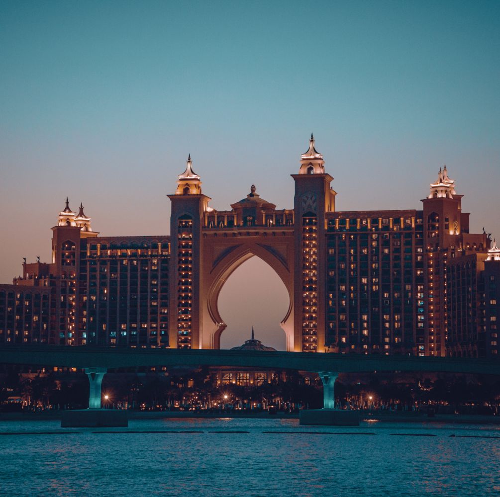 PAKET WISATA DUBAI + TURKI  +  ABU DHABI