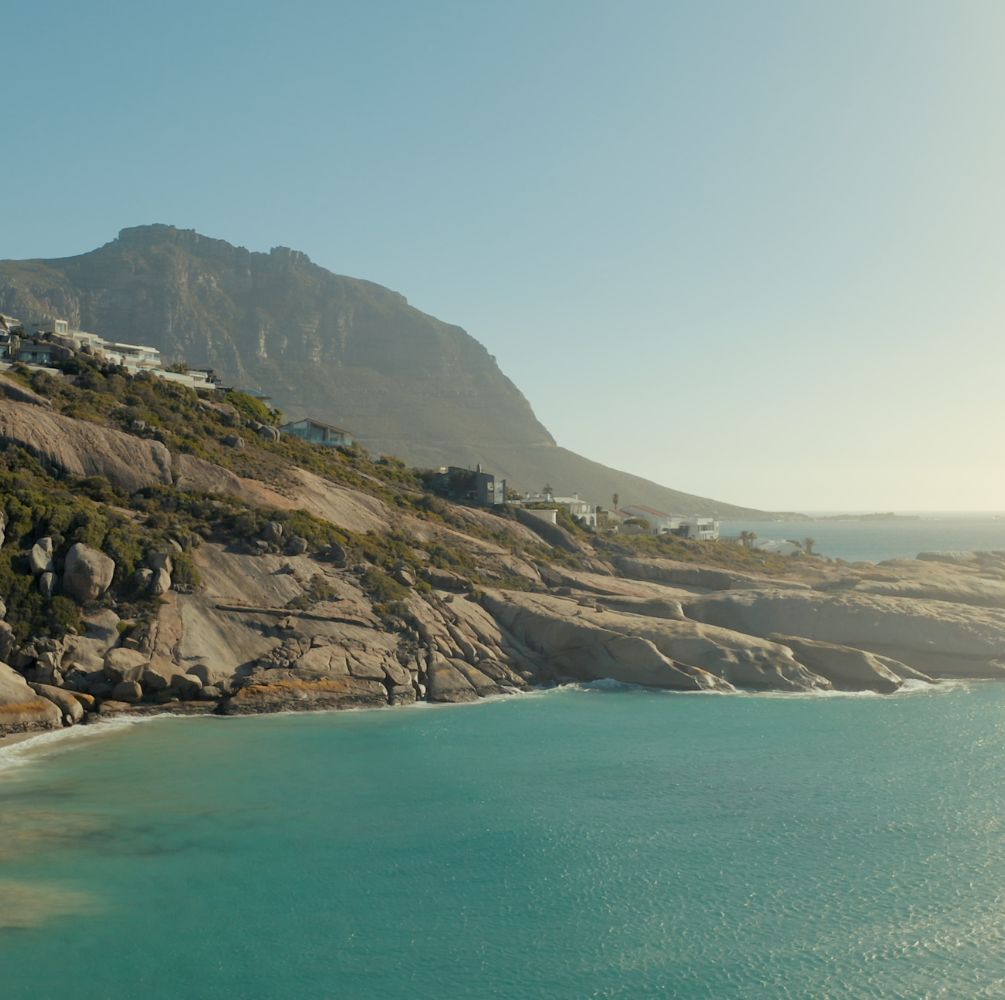 PAKET OPEN TRIP DERAWAN