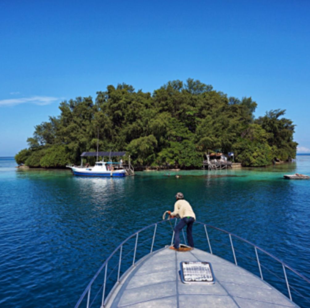 PAKET WISATA PULAU MACAN