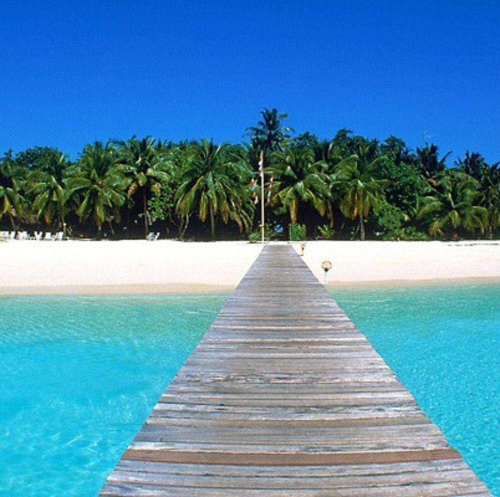 PAKET WISATA PULAU PARI