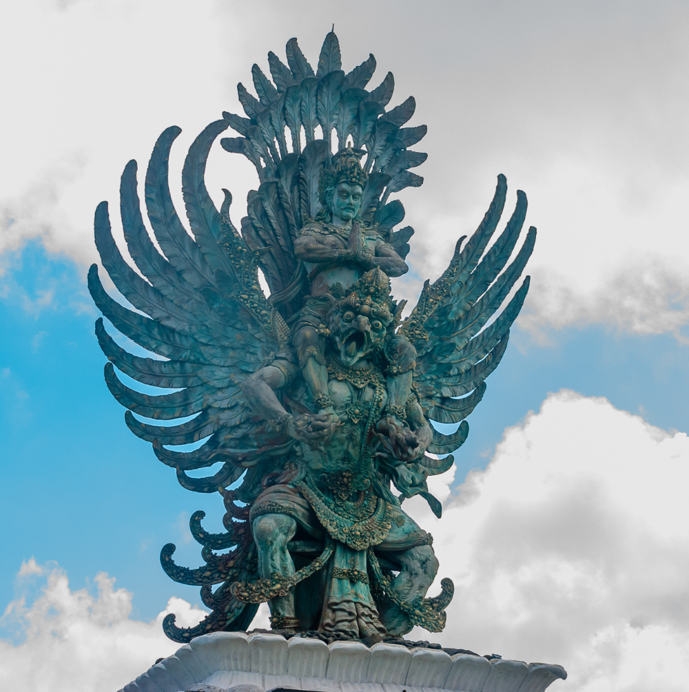 PAKET WISATA BALI BROMO JOGJA ROAD TRIP