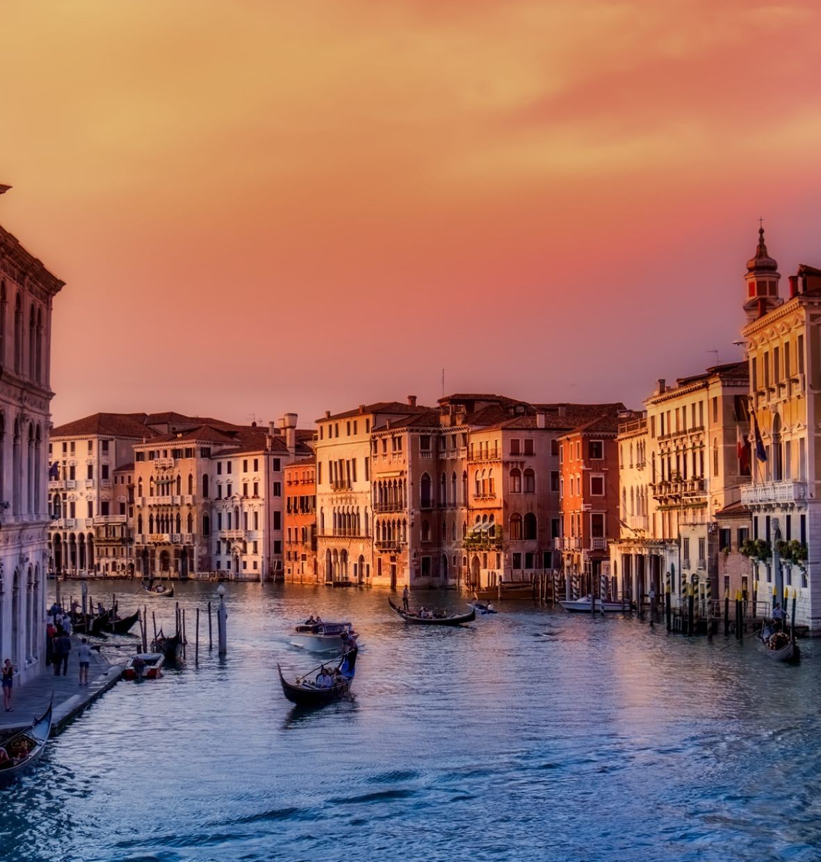 PAKET WISATA TOUR ITALY