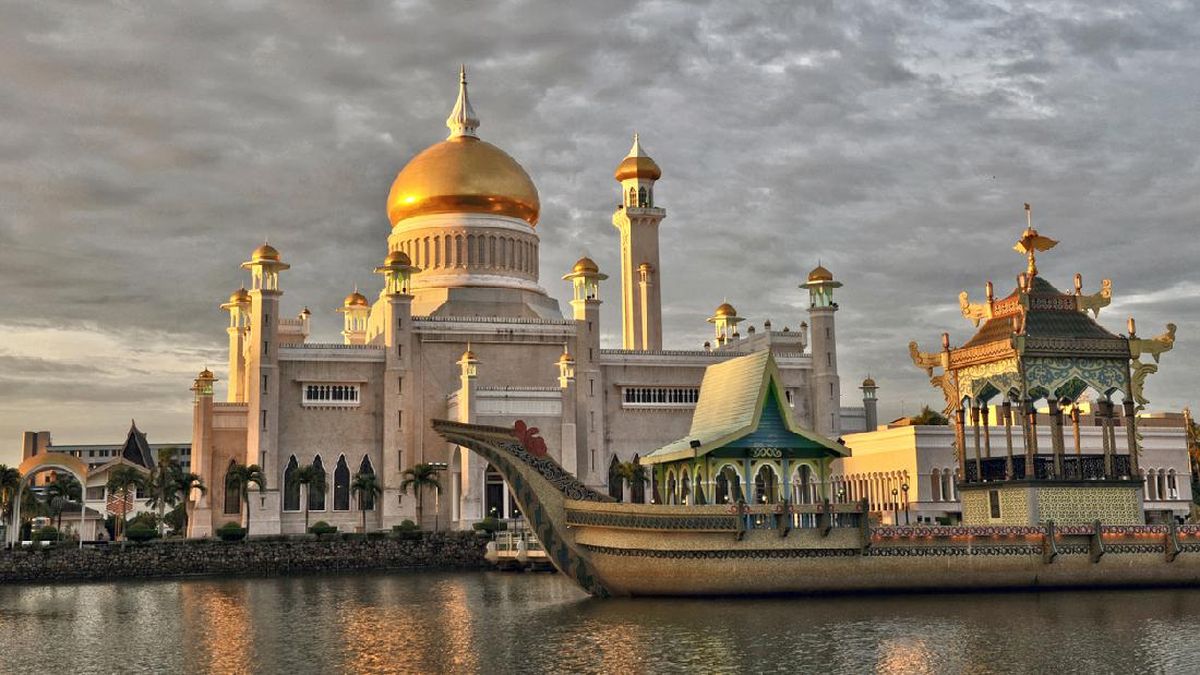 PAKET WISATA BEAUTIFUL BRUNEI DARUSSALAM