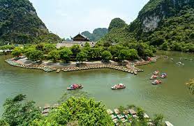 PAKET WISATA HANOI HALONG TRANGAN