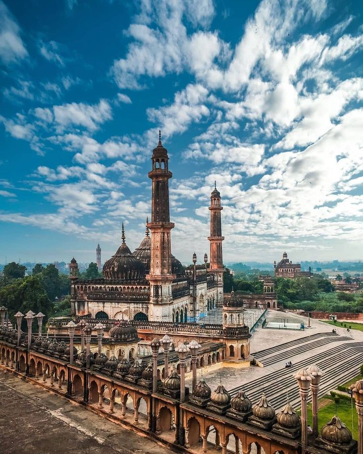 WEST & EAST EUROPE TRIP 11D