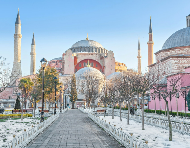 AMAZING WINTER TURKIYE plus DUBAI+ABUDHABI 2026